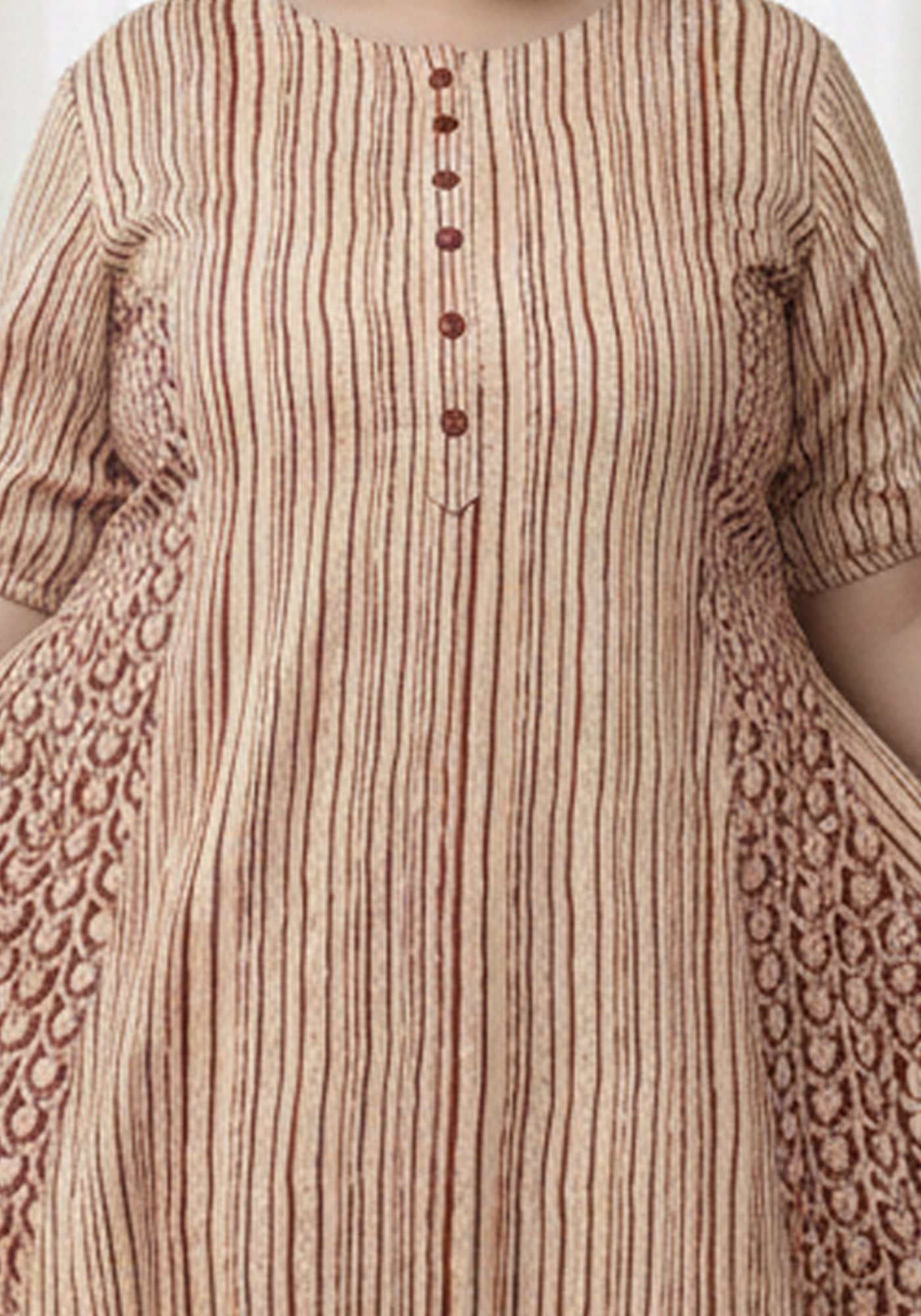 4.jpg YASH GALLERY Women's Rayon Floral Printed A-line Kurti (Maroon) - Image 1