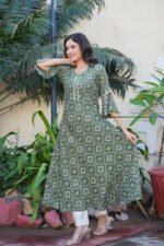 Akiko Women's Rayon Bandhej Printed A-Line Kurta (Green) - Image 4